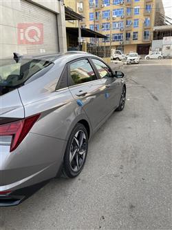هیوندای ئەلەنترا